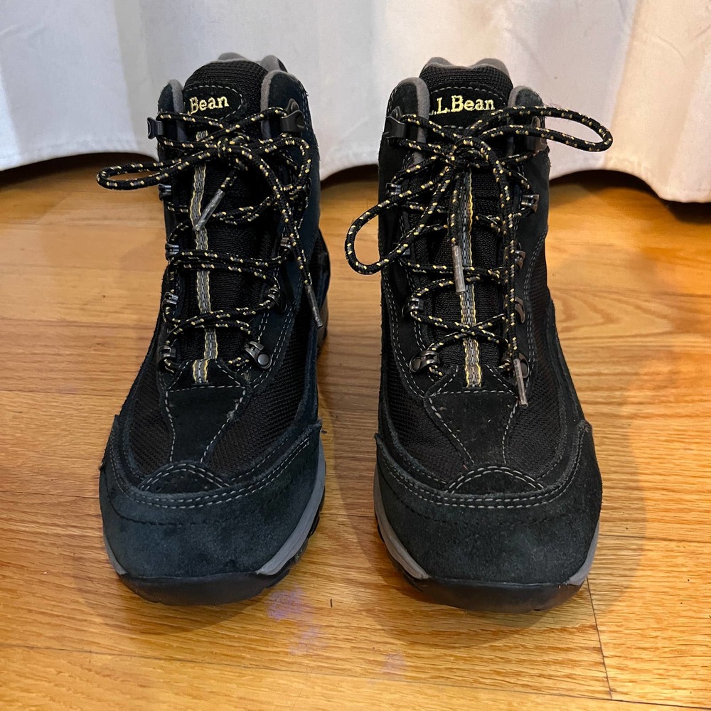 LL Bean Hiking Boots Black Waterproof insulated woman’s 8 wide